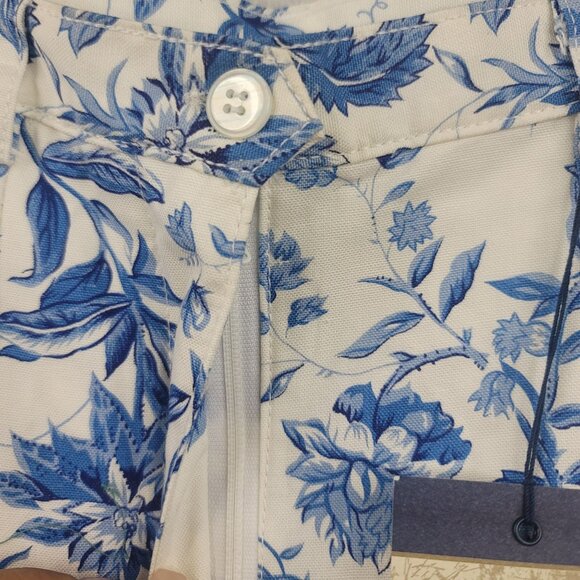 Vintage Deadstock Woolrich Womens Floral Print Cotton Shorts White Blue Size 6 - Picture 6 of 11